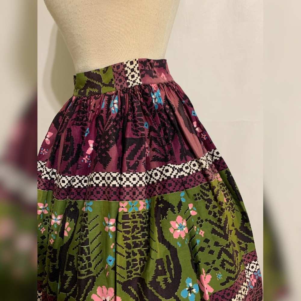 Vintage Skirt - Picture 3 of 3